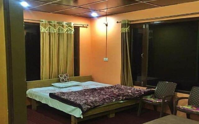 Himalayan View Homestay By Stayapart, Kemptyfall.