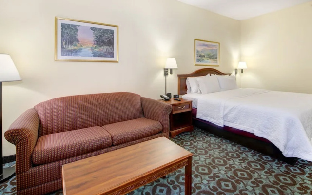 Hampton Inn