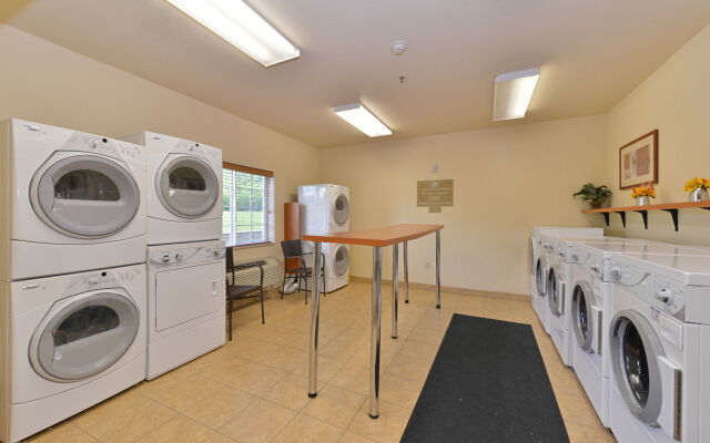 Candlewood Suites Springfield