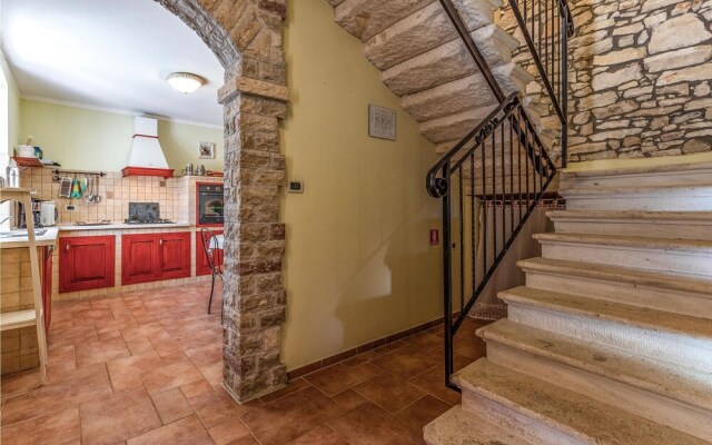 Amazing Home in Medulin With Wifi and 4 Bedrooms