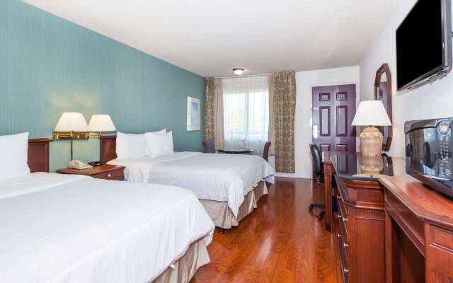 Days Inn & Suites by Wyndham Sunnyvale