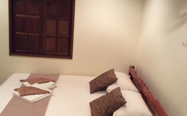 Shine Talay Guesthouse