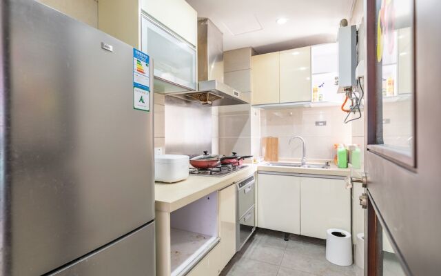 Locals Boutique Apartment Huafa Plaza 27