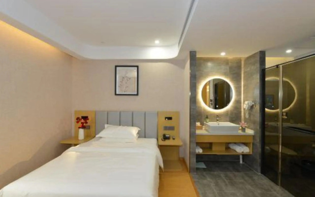 Yougo Hotel (Shanghai Nanxiang Guyi Garden)