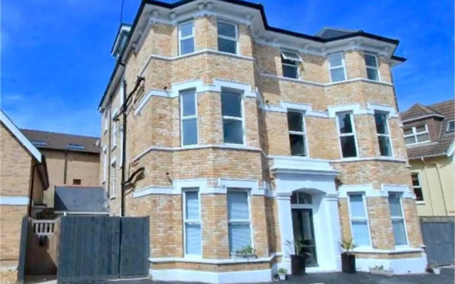 West cliff Apartment