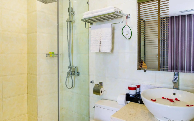Hanoi Brilliant  and Spa