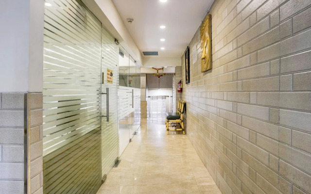 Hotel Veera Residency By OYO Rooms
