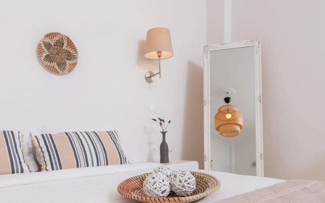 Golden Sunrise Suites