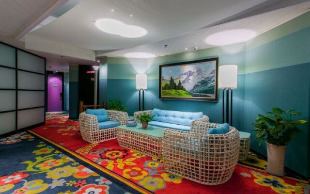 AHS Hotel