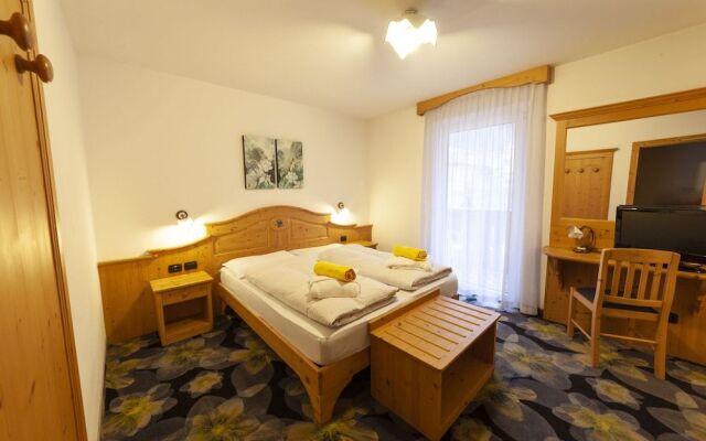 Hotel Tirol Natural Idyll
