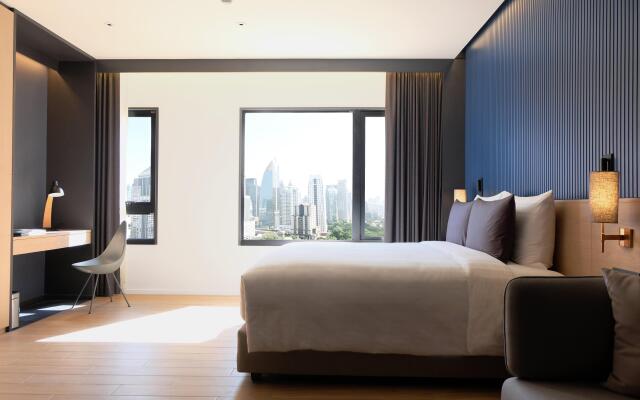 Sindhorn Midtown Hotel Bangkok, Vignette Collection, an IHG Hotel