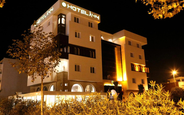 Hotel A44