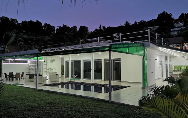 Beautiful 3-bedroom villa with pool and garden