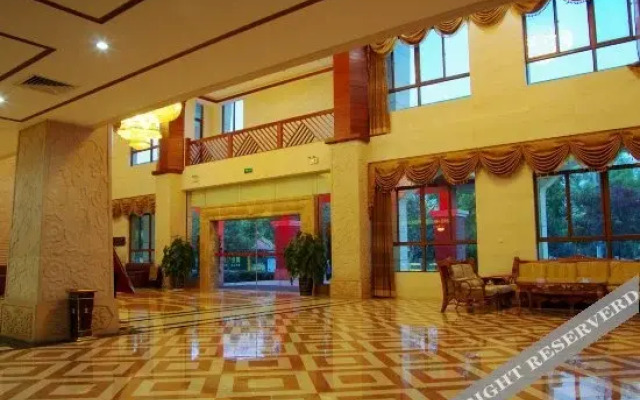 Yurui Hot Spring Garden Hotel