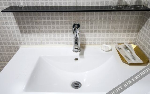 Runyang Hotel (Qinhuangdao Railway Station Branch)