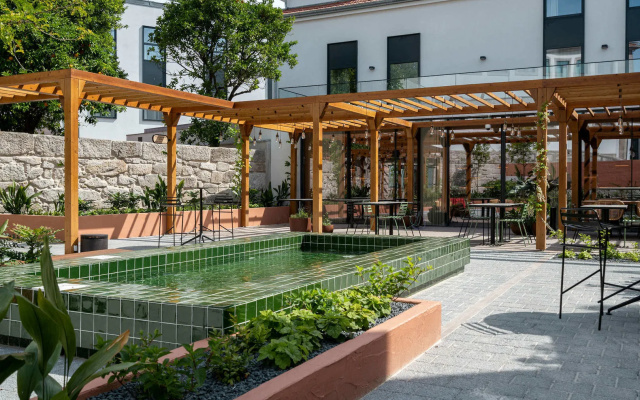 The Editory Garden Porto Hotel