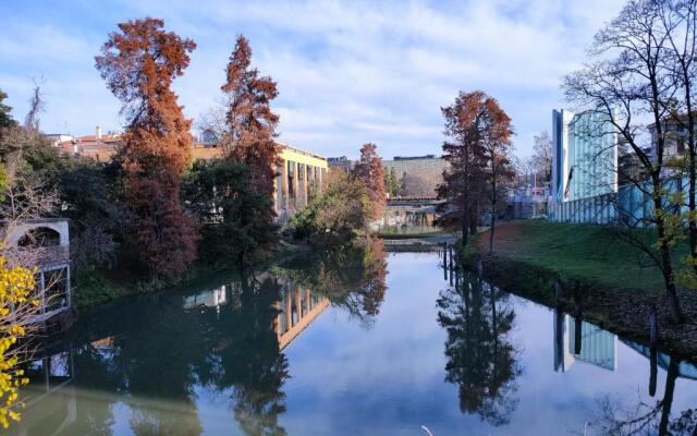 Officine Cavour Apartments