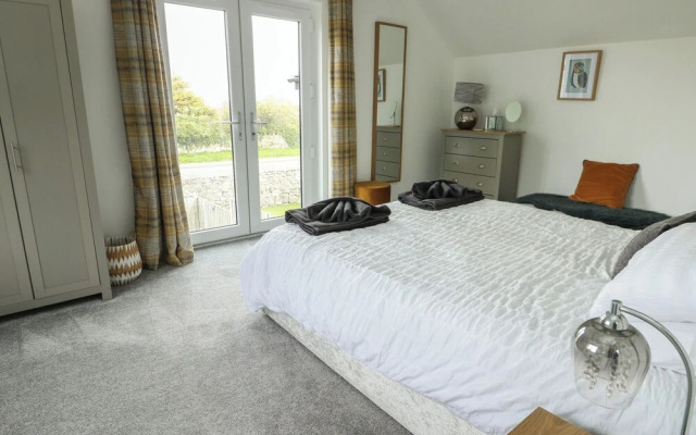 4 Parc Delfryn