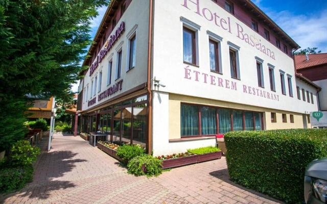 Hotel Bassiana
