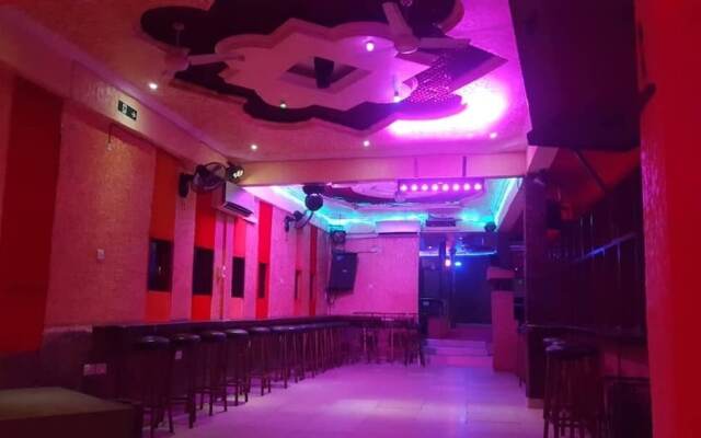 Best Point Hotel