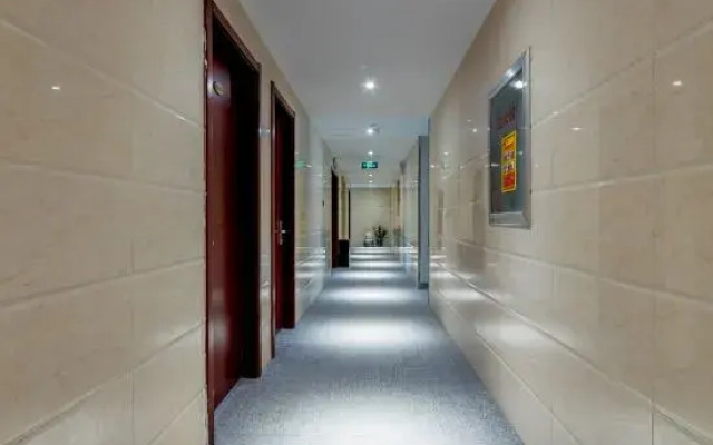 Half acre  fangtang Hotel