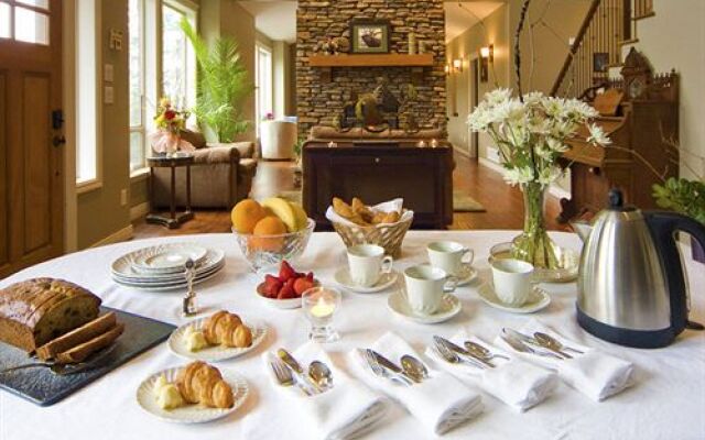 Mt. Woodside Bed & Breakfast