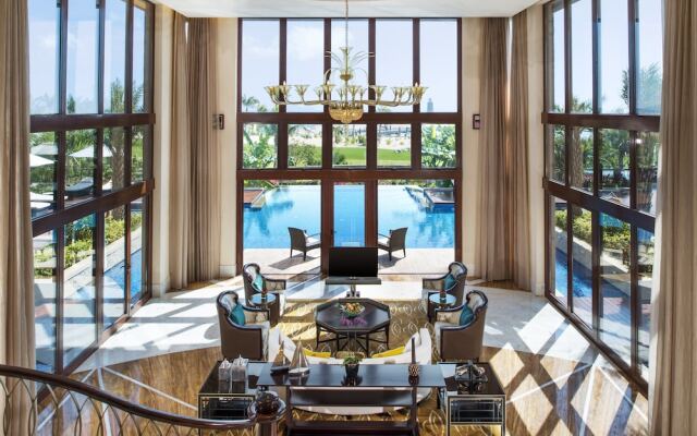 The St. Regis Sanya Yalong Bay Resort