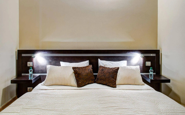 Art House Apartments by Adrez Living
