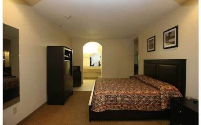 Redwood Suites