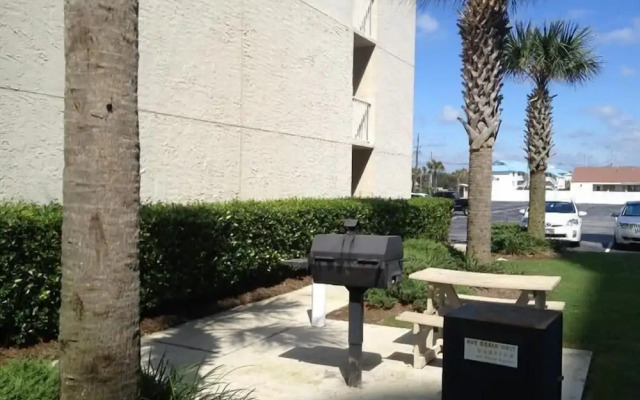 Seaside Beach & Racquet 4412