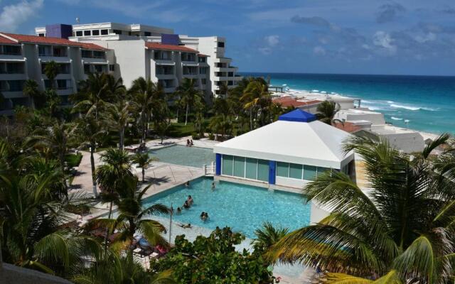 Hotel Solymar Cancun Beach Resort by Casago