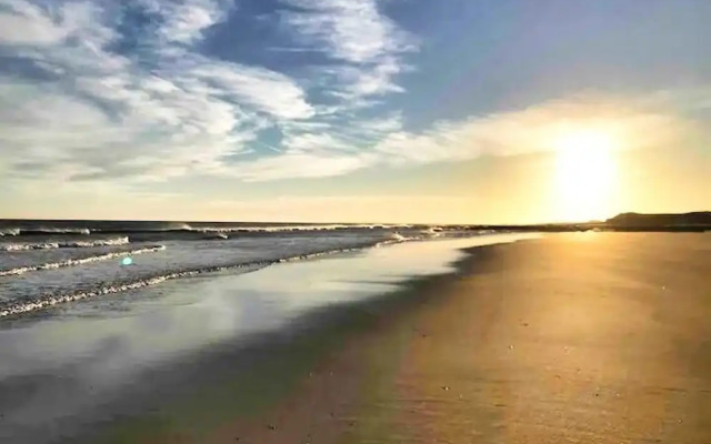 Accessible Bungalow - 4 Beds 2 Baths -dog Friendly