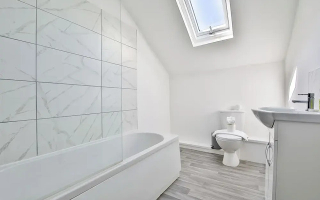 1 Bed Flat Near Cardiff City Centre