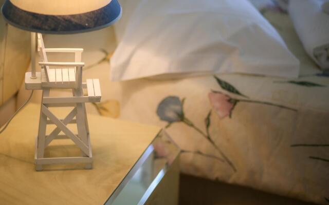 Atlantic Ocean Pool Apartment