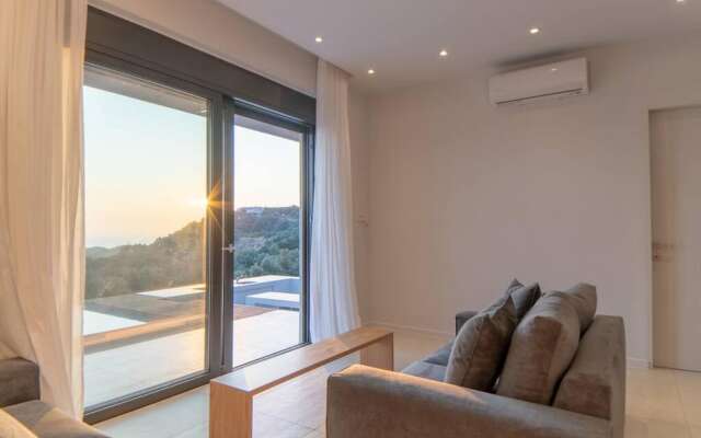 Villa Filios - 3 Bedroom Villa With Infinity Pool