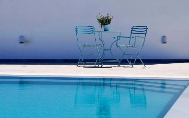 Ionathan Koufonisia Suites