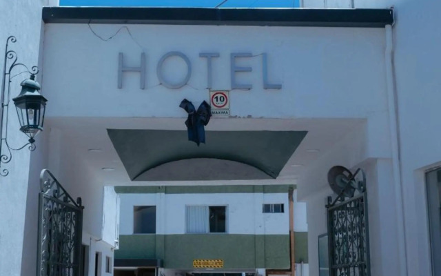 Hotel Zacatecas Courts
