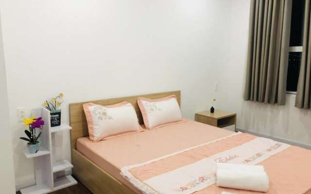 Sunrise City Alms Luxury Apartment