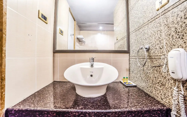 FabHotel Gandharva Shivajinagar