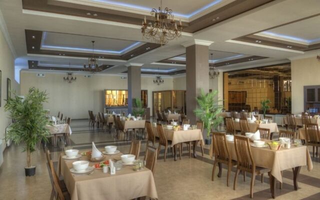 Shihov Hotel