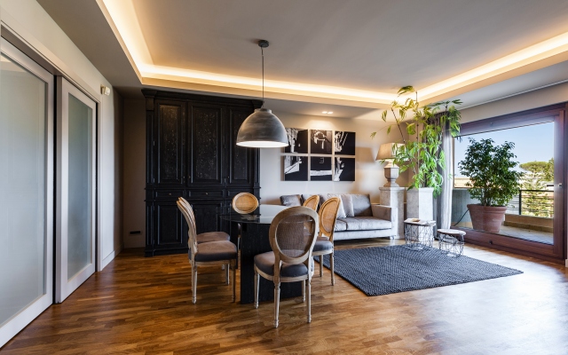 The Villa by Ferrini Home