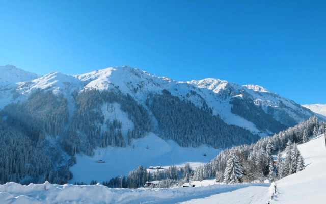 Yasmin Schwendau in Schwendau