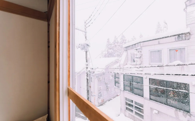 3BD Yuzawa Onsen Lodge House A