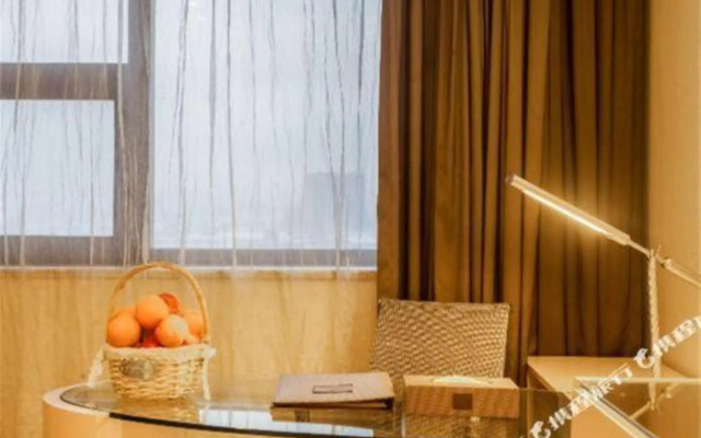 Eastern Five Continents Hotel