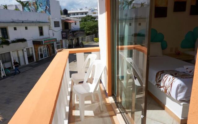 Maya Del Centro - Adults Only