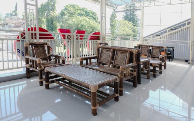 OYO Life 1109 Bing Jaya Guest House