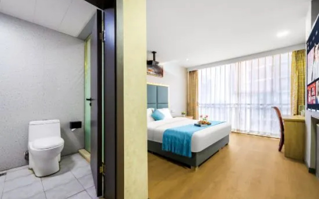 Yanghang Jinding Hotel (Chongqing Changshou Passenger Terminal )