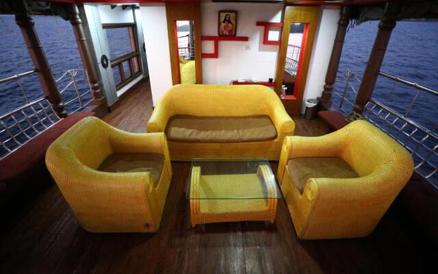 Beachparadise  Daycruise houseboat