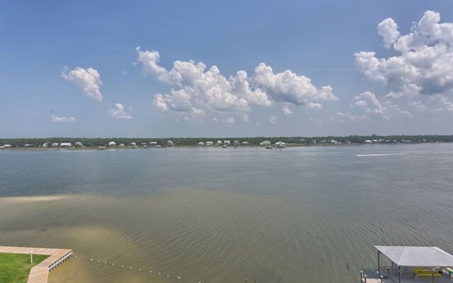 Compass Point Condominium