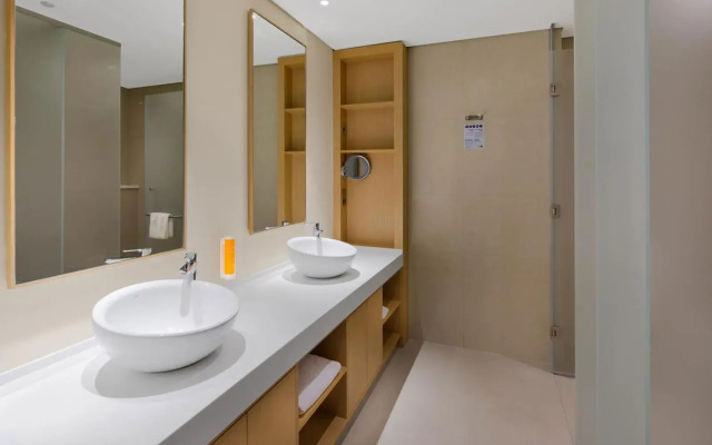 Premier Inn Dubai Ibn Battuta Mall